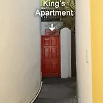 King's * Clifden