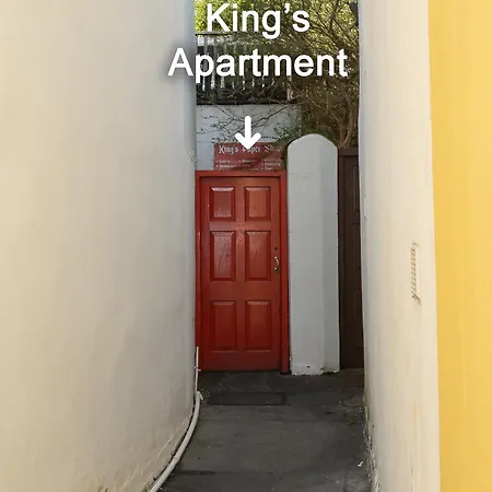 King's * Clifden